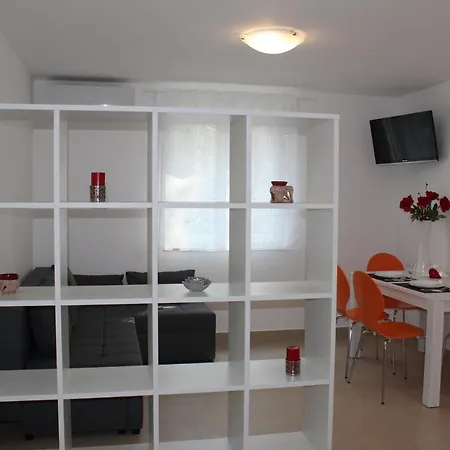 With A Parking Space Nerezine, Losinj - 15768 * Nerezine